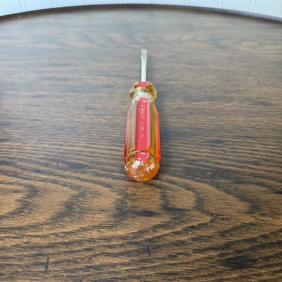 Vintage Stanley 64-883 USA 3" Flat Screwdriver Red Yellow - Picture 3 of 3